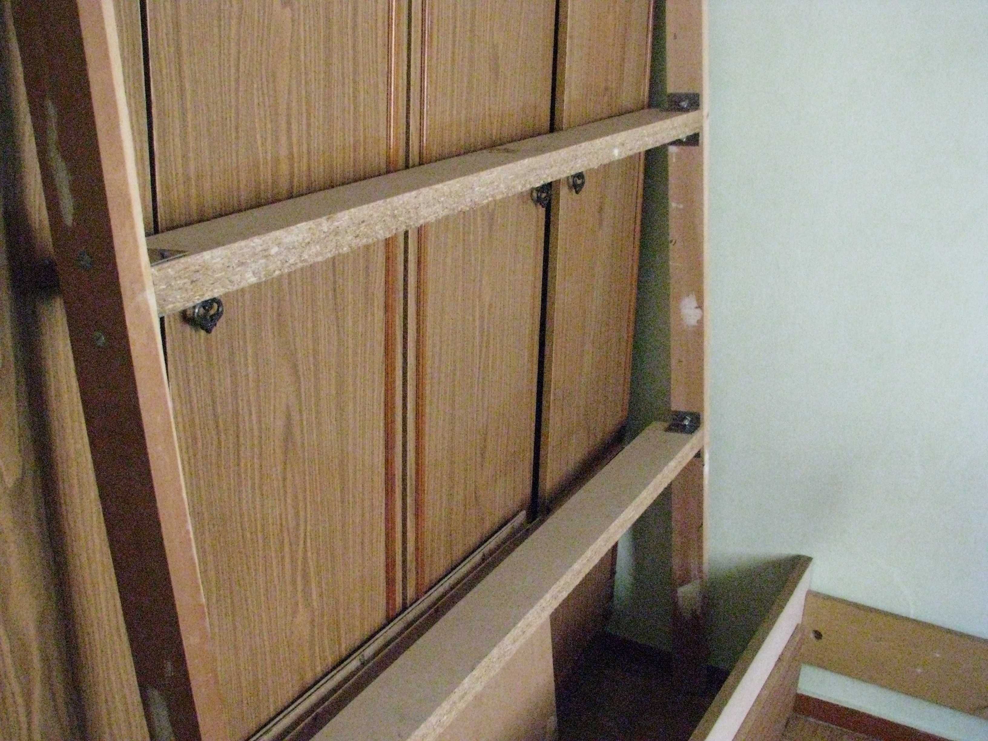 продам дешево спальный гарнитур, б/у, Казахстан