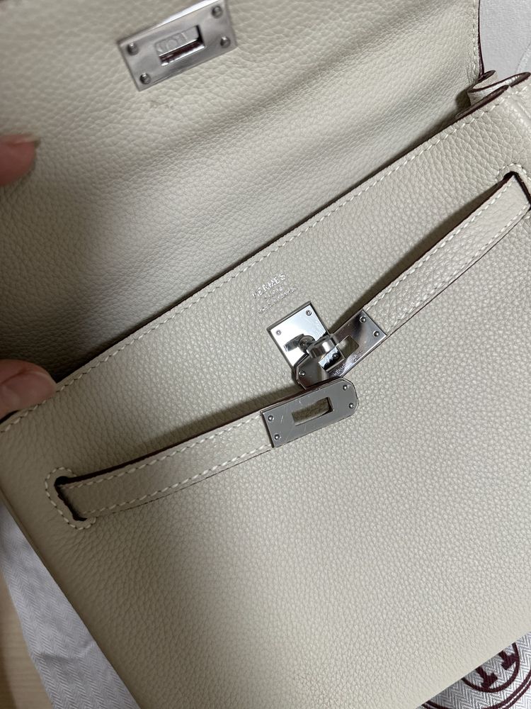 Продам сумку Kelly