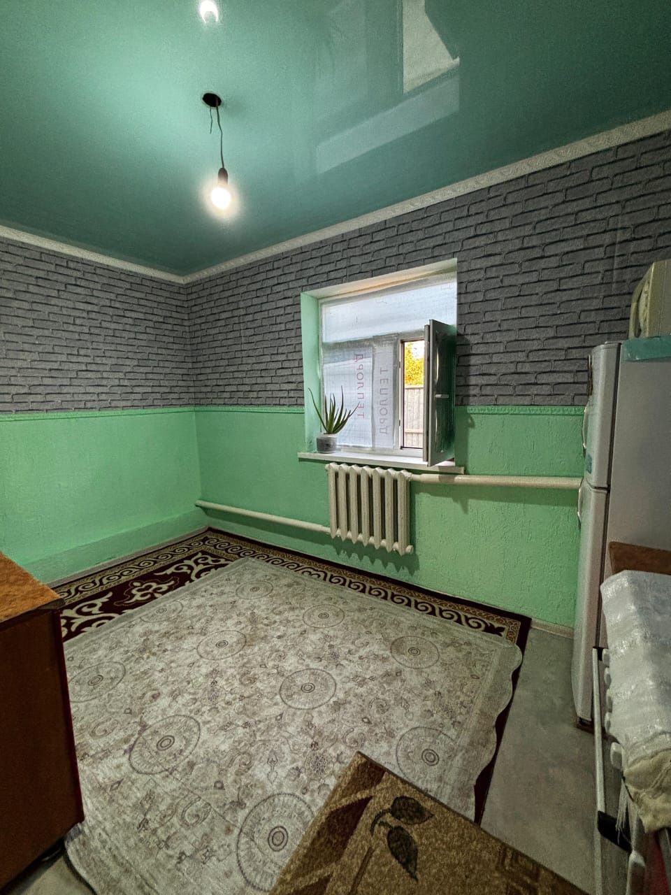 Уй Тасбогетте сатылады