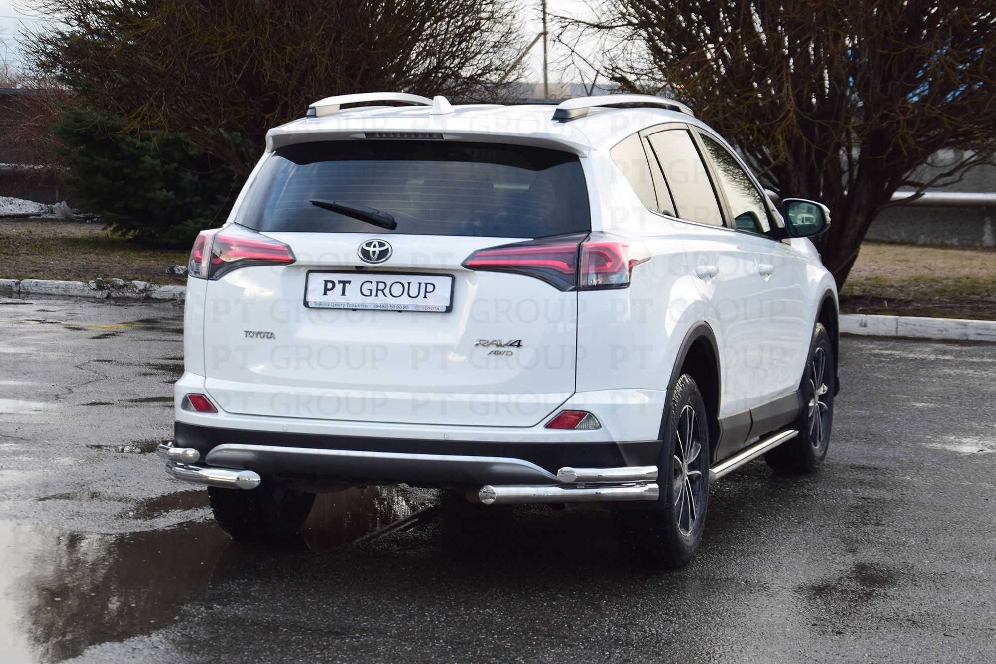 Защита заднего бампера угловая для TOYOTA RAV4 от 2016 до 2018 г.в.