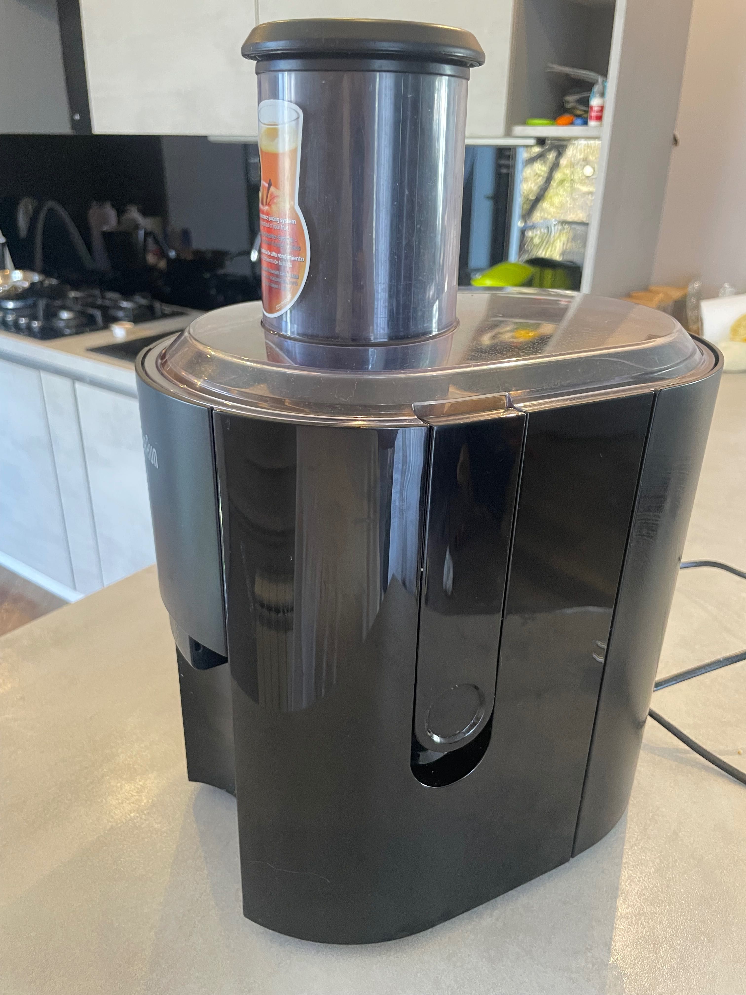 Соковыжималка Braun J300 Multiquick 3 черный