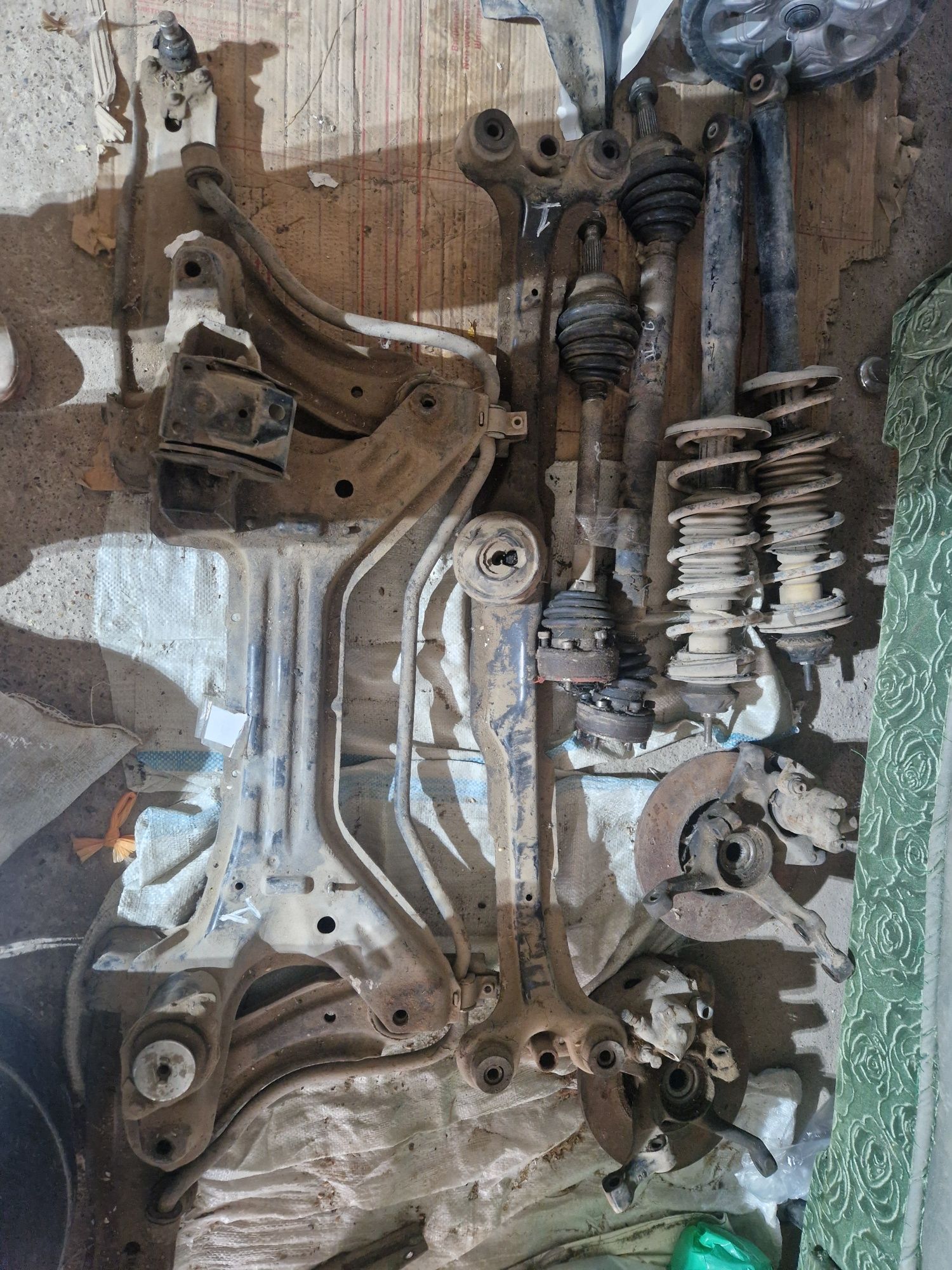 Продам  запчасти на Гольф 2