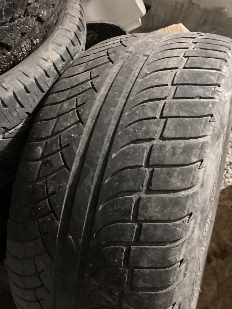 Продам шину  Michelin Latitude diamaris в хорошем состоянии