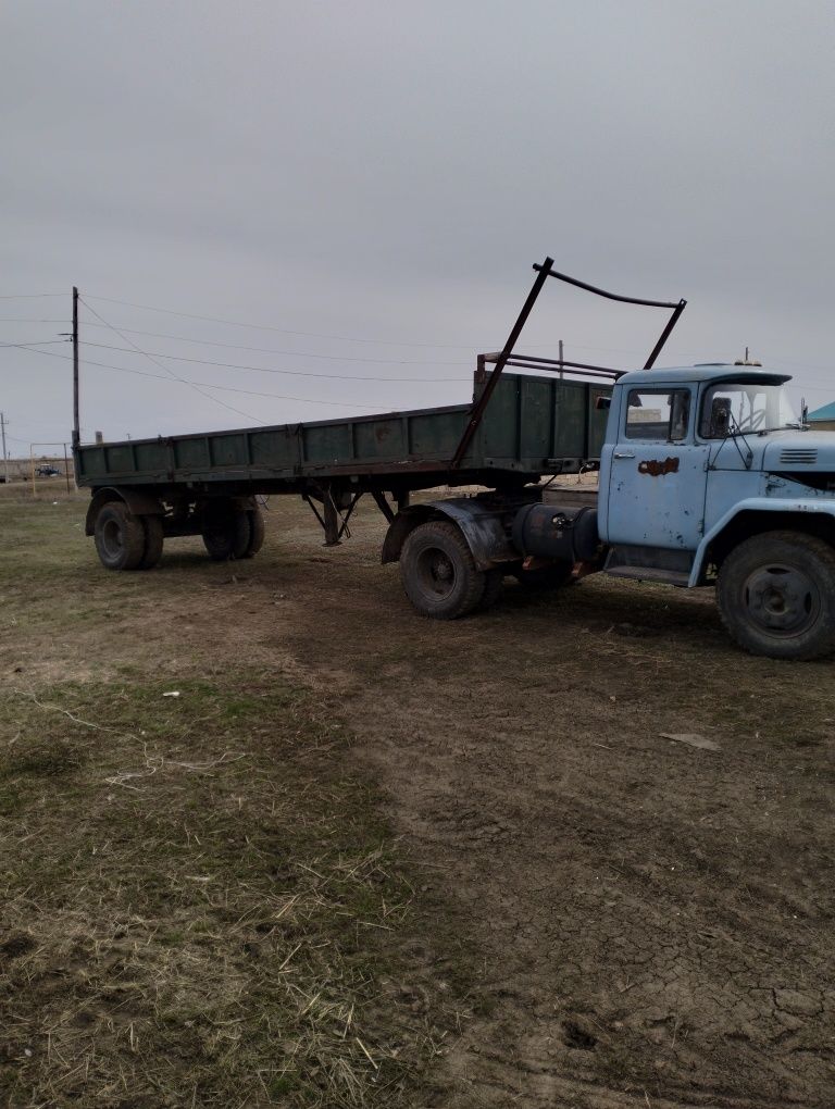 Зил тягач 8метровый/////////////////