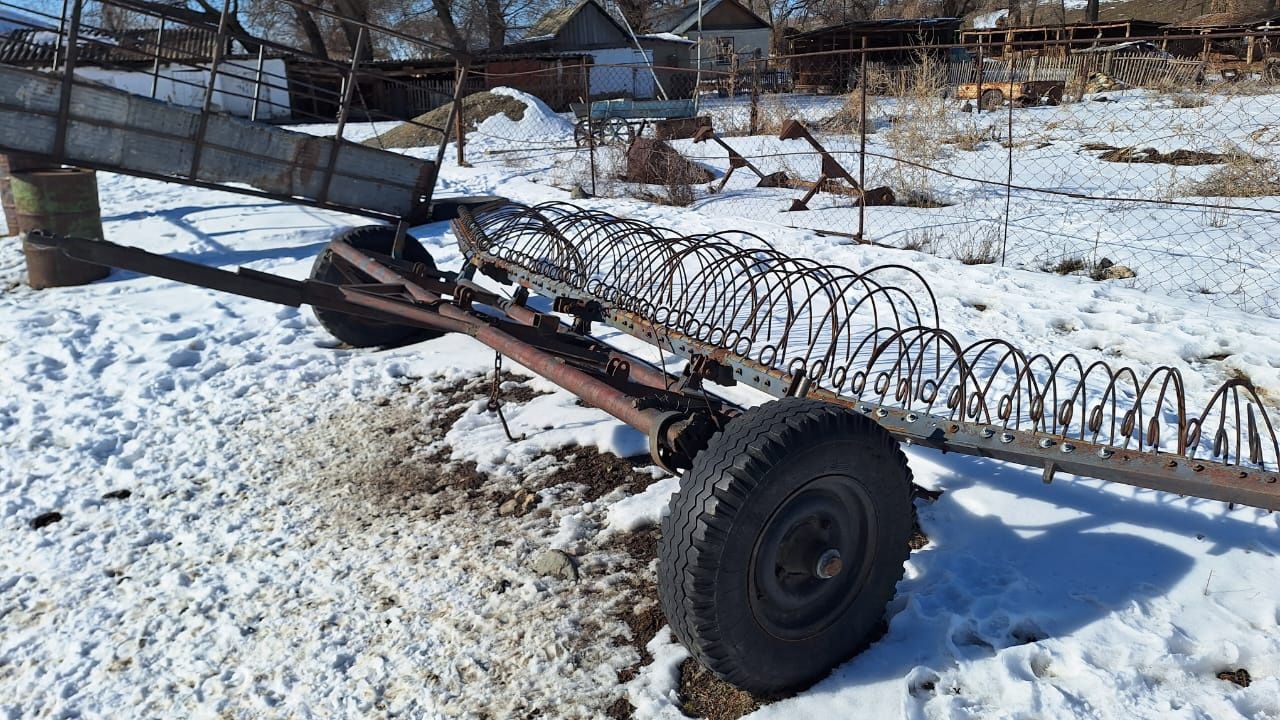 МТЗ-80 комплект. самыми необходимым для хозяйственных работ.