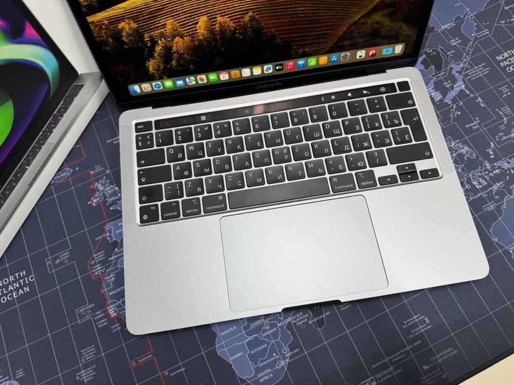 Apple MacBook pro 13 M2 Apple M2|8Gb|SSD256Gb|цикл 233 (90%)