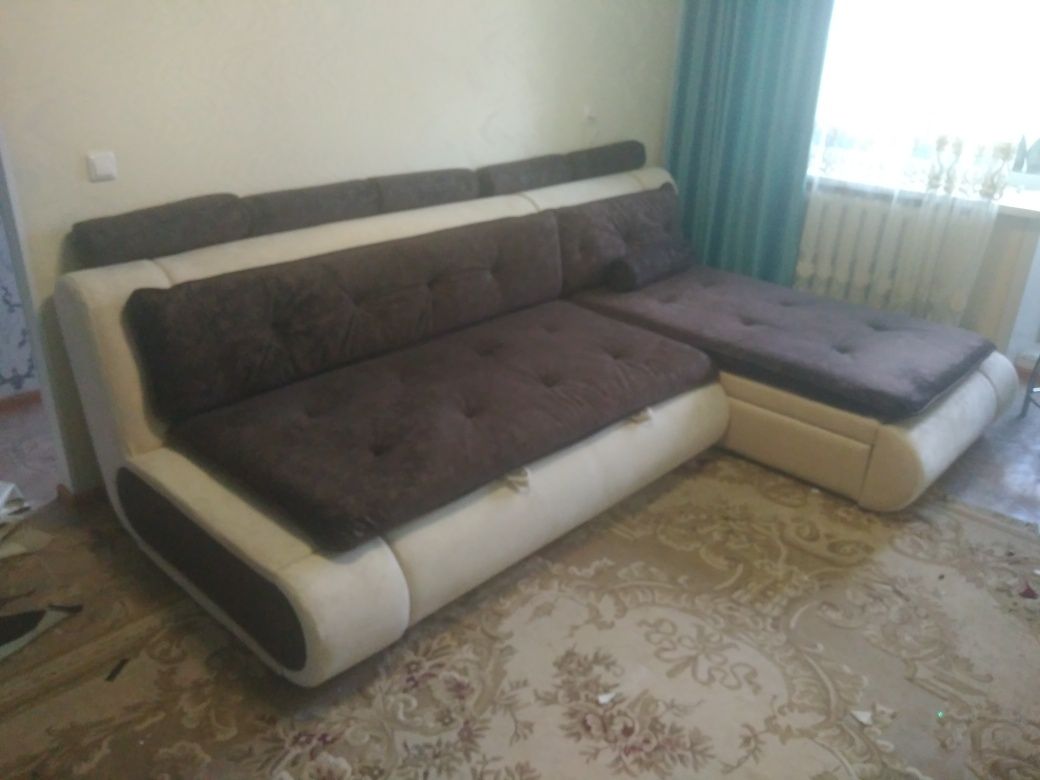 Перетяжка мебели