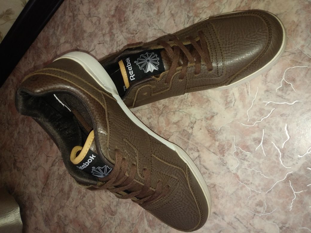 Кроссовки REEBOK
