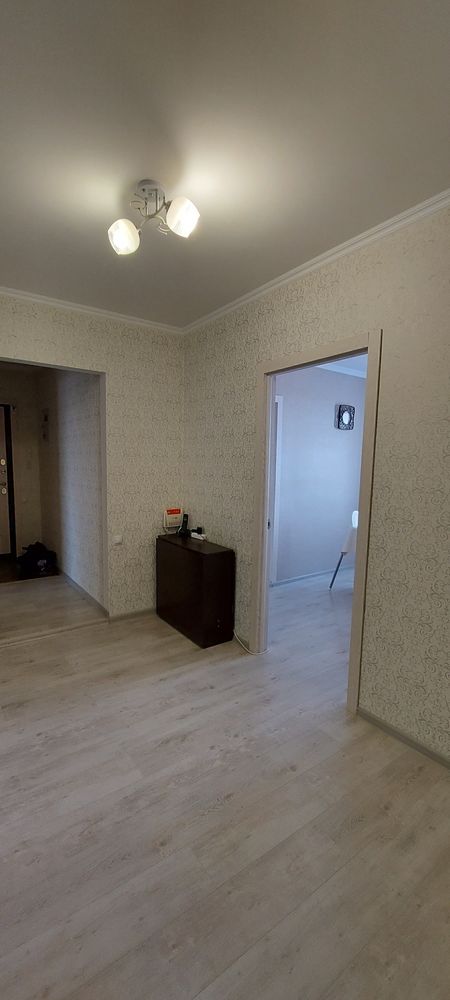 Продам 5 комнатную квартиру