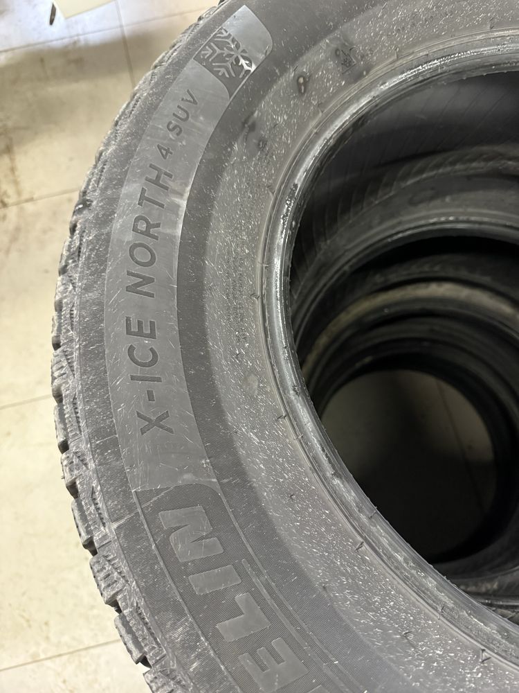 Michelin x ice north 4 suv 265/65 r17