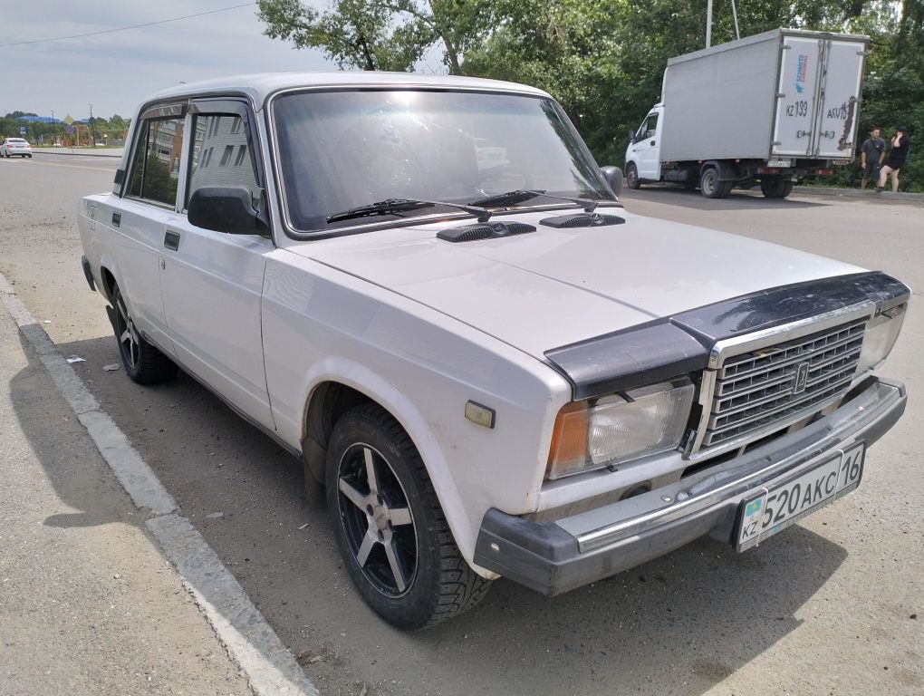 Ваз 2107 в ХТС 2007 г инжектор,сел поехал!