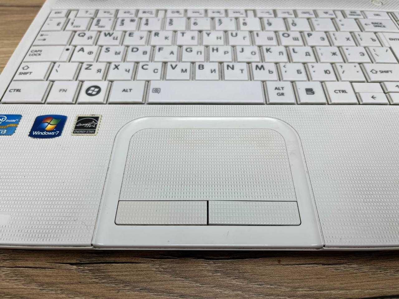 Для Офиса TOSHIBA Core i3*ОЗУ 6*SSD 128*2.40GHz