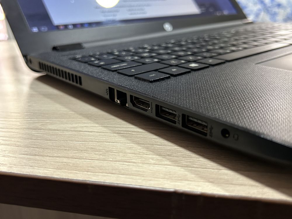 Ноутбук Hp в идеальном состояний