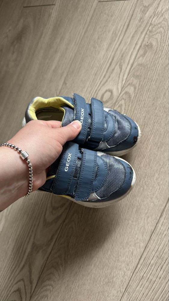 Детские кроссовки Geox, 27р
