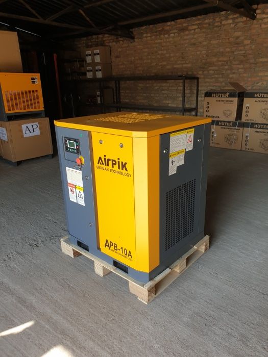 Винтовой компрессор APB-10A, -1,1 куб.м, 7,5кВт, AirPIK