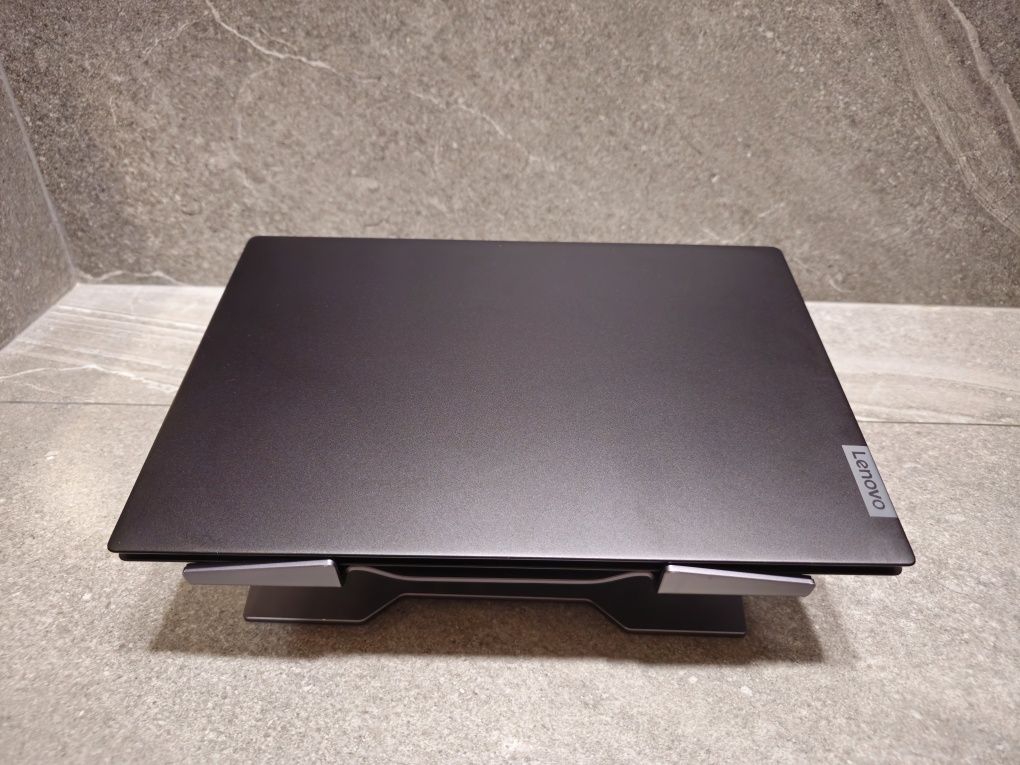 Свежий Ноутбук Lenovo (core i5-10th Gen/MX250/8ОЗУ/240SSD)