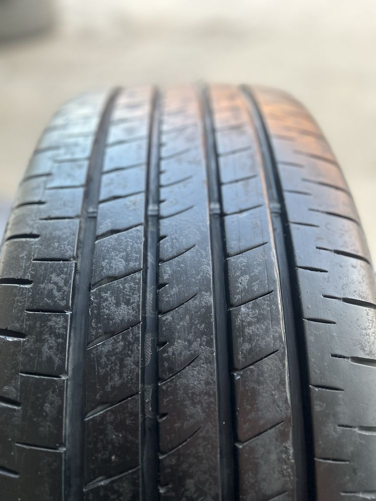 Продам одну шину Bridgestone