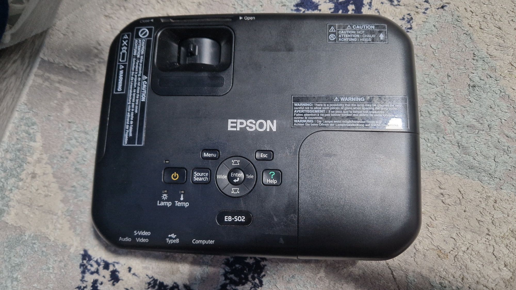 Продам проектор EPSON. Состояние идеальное. Качество рисунка отличное.