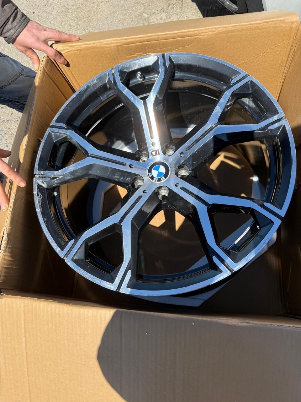 Продам диски разноразмерные R 20