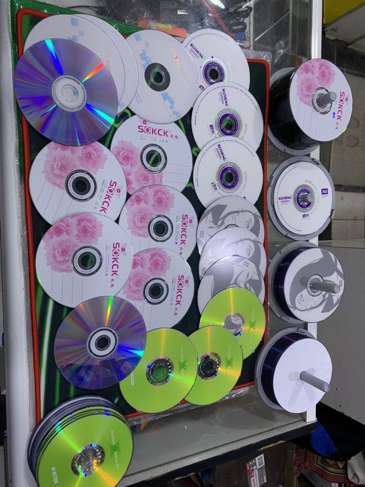 CD-R,DVD-R,DVD+R,DVD+RW новые чистые диски