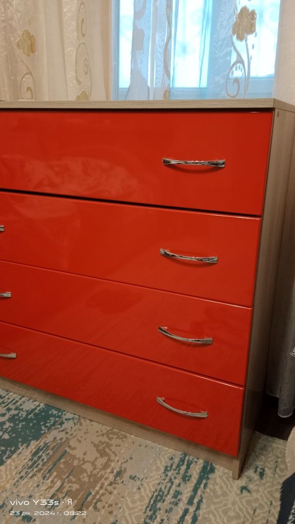 Продам комод хорошем состоянии  90×45×90