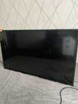 Продам сломанный телевизор на запчасти LG 43UM7100plb