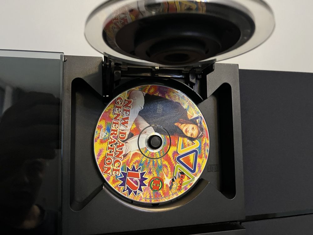 Продам Bang olufsen