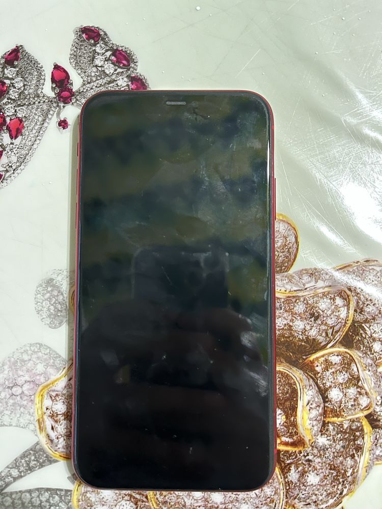 iPhone 11 без док