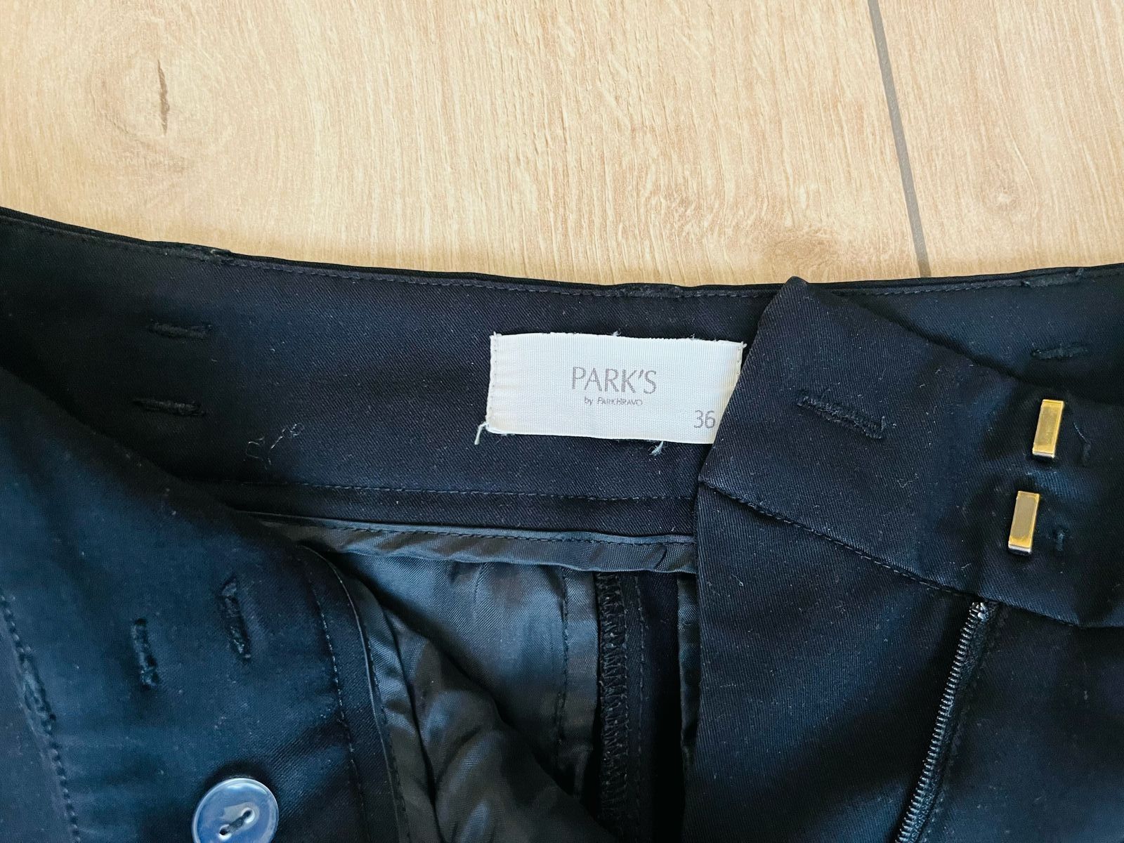 Продам классические женские брюки от Park's