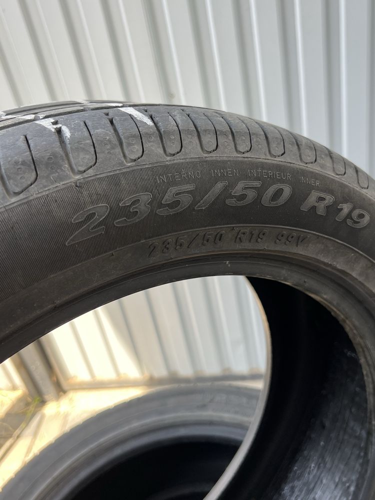 Продам шины pirelli 235/50/19