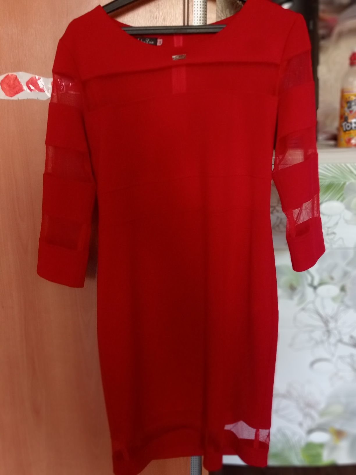 Продам платье  44-46 размера
