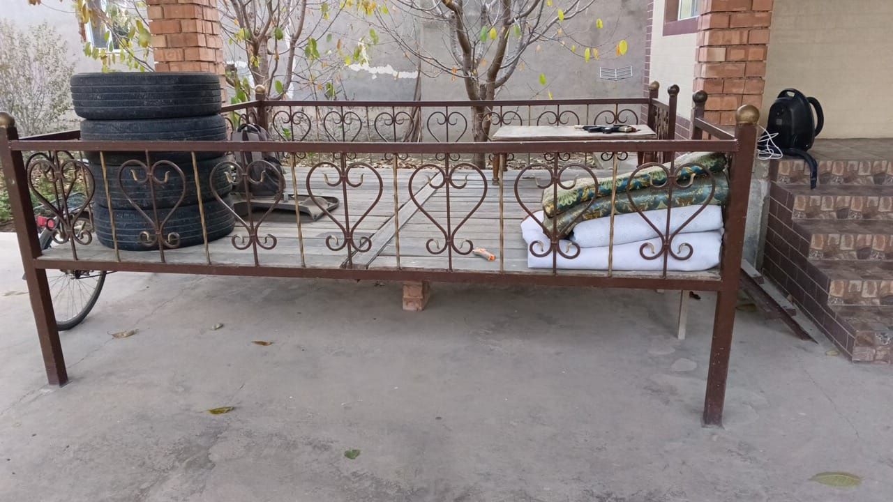 Тапчан новый ,качественное.