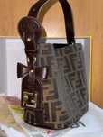 Продаю новую сумку Fendi люкс качества