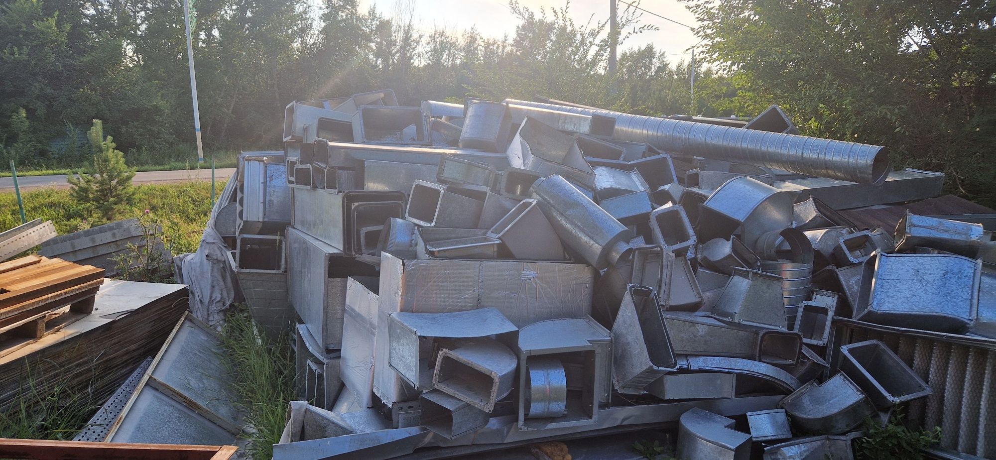 Продам вентиляцию в сборе повороты,заглушки ,рукава от2 м