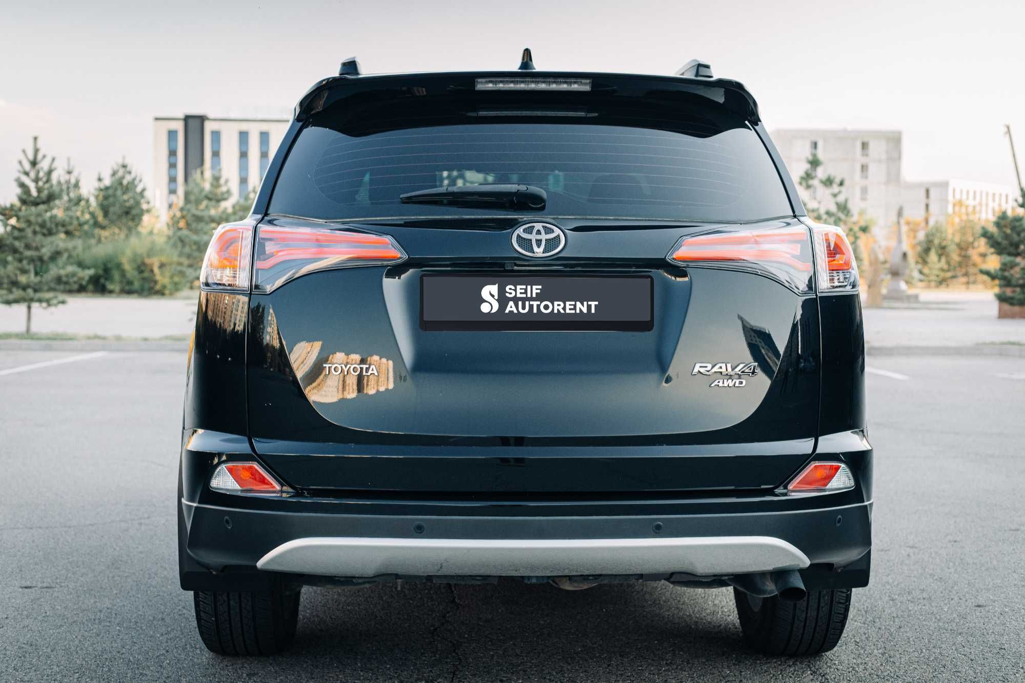 Автопрокат Toyota Rav 4 без водителя