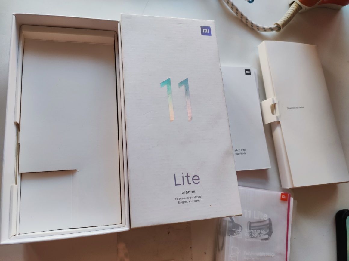 Продам Mi 11 lite 128gb 80000тыс