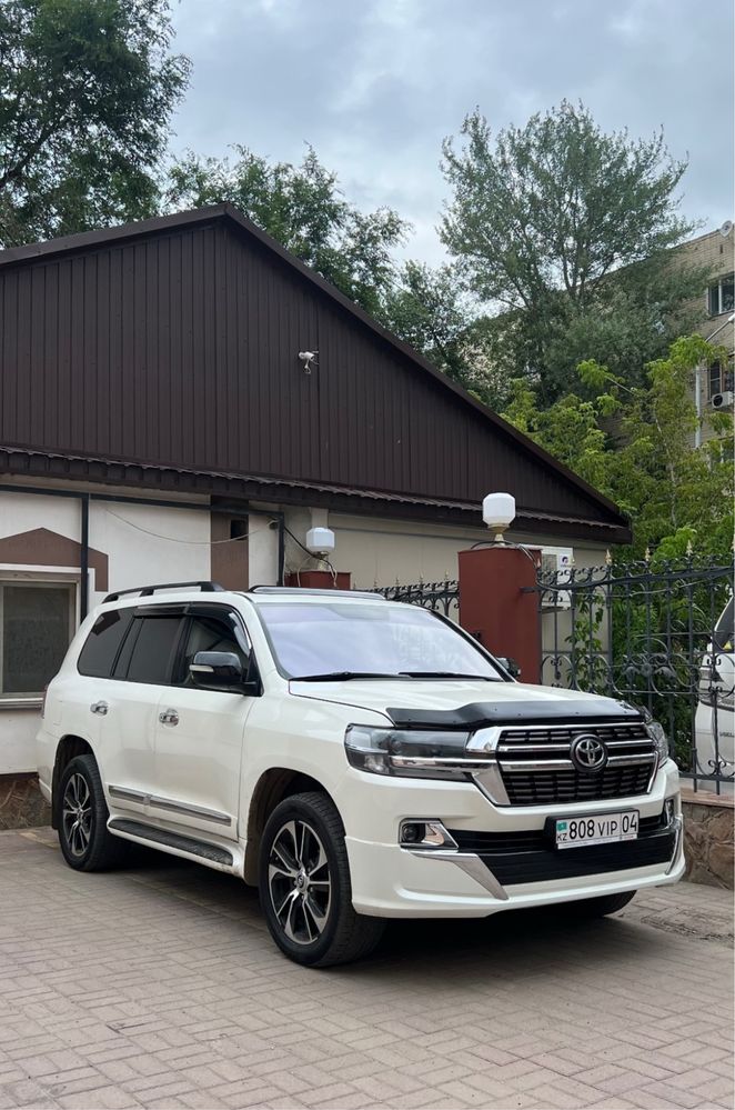 Аренда прокат авто внедорожников джипа с водителем выезд РФ/РК 24/7