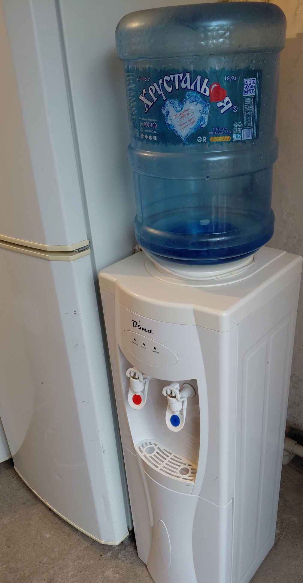 Продам кулер для воды