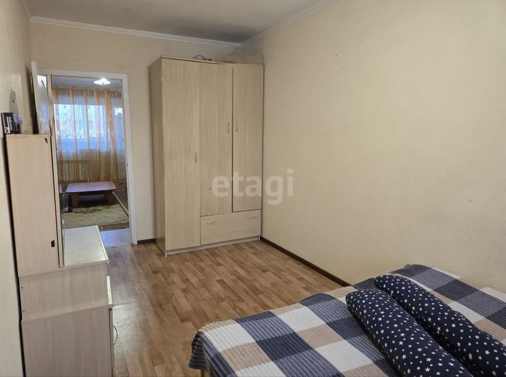 продам 2 комнатную квартиру КЖБИ