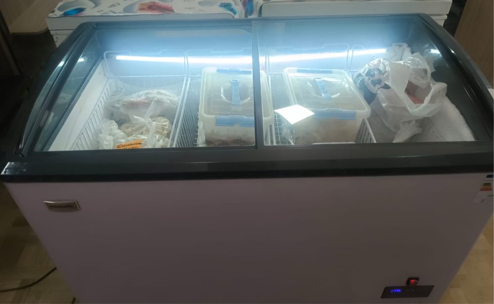 Продам морозильную ветрину