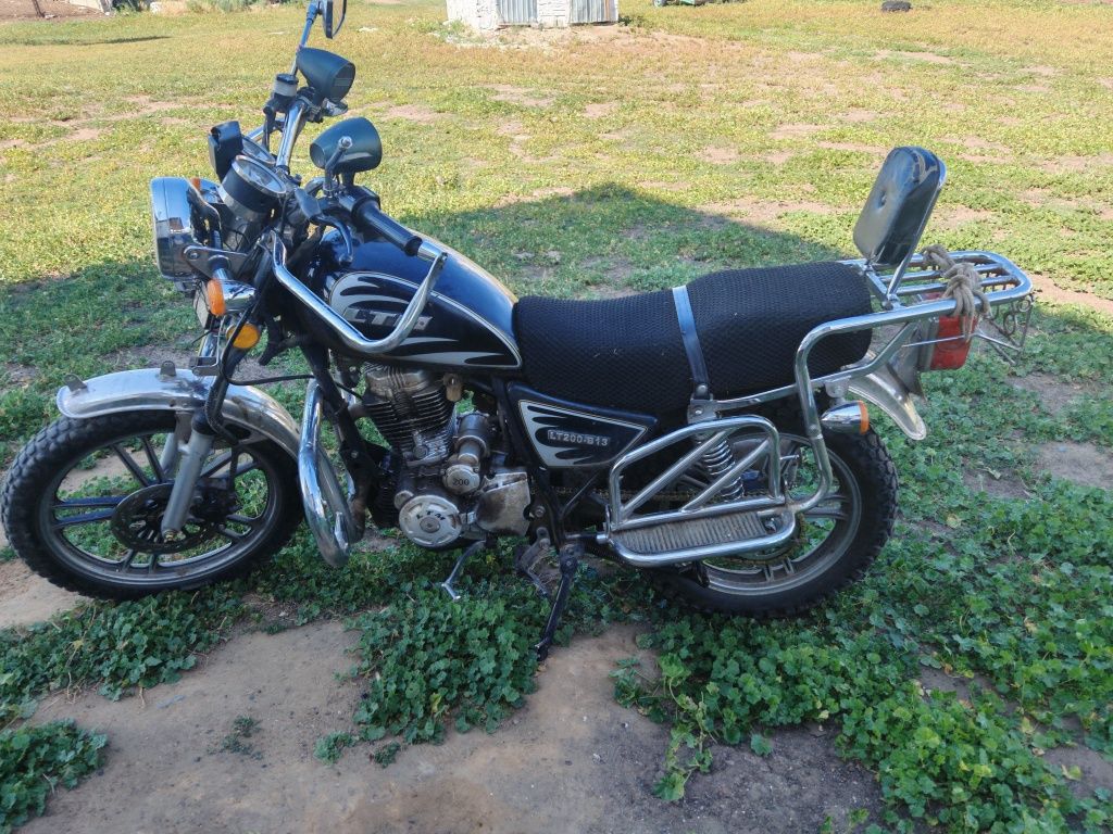Продам мотоцикл LTM