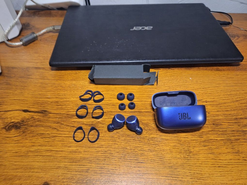 Jbl live 300 tws