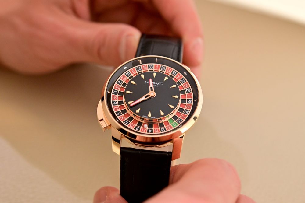 Часы Казино, Jacob & Co. Casino Tourbillon