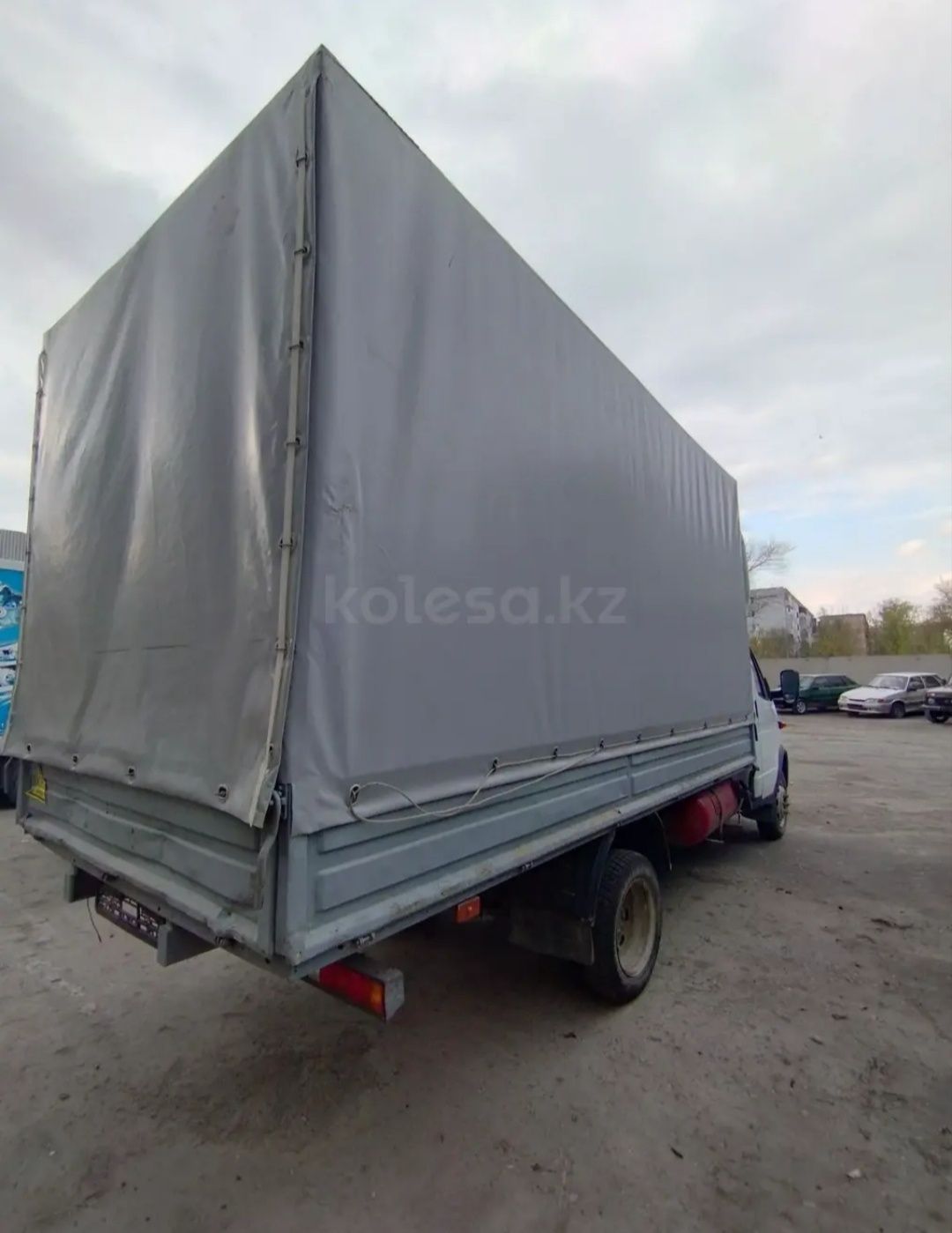 Продам хорошую Газель