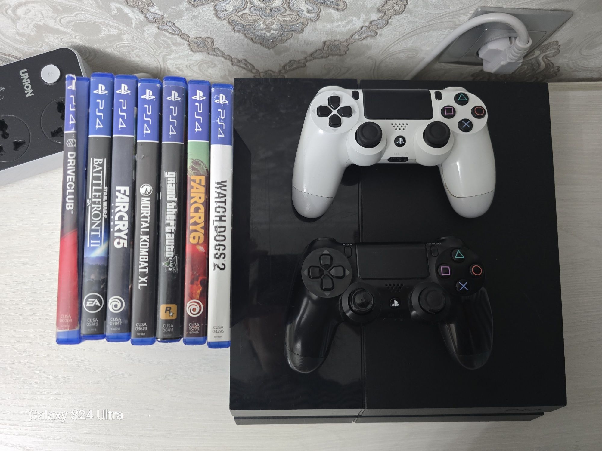 Playstation 4 на 512 Гб
