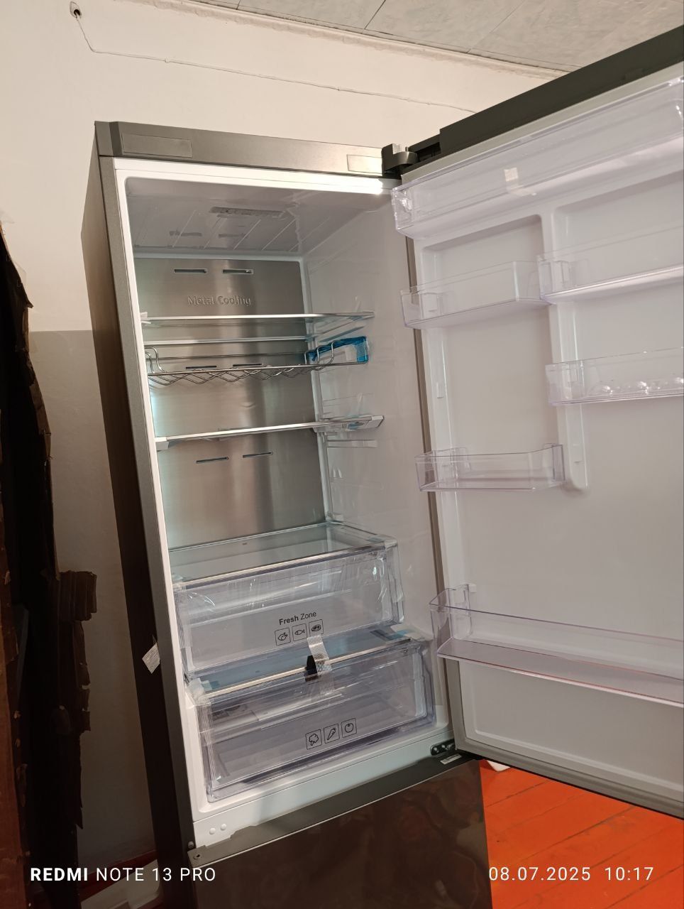 Холодильник Samsung RB37A5491SA/WT серебристый