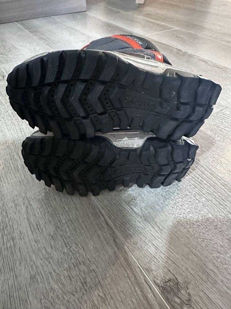 Продам зимнюю обувь на мальчика Geox, 29 размер