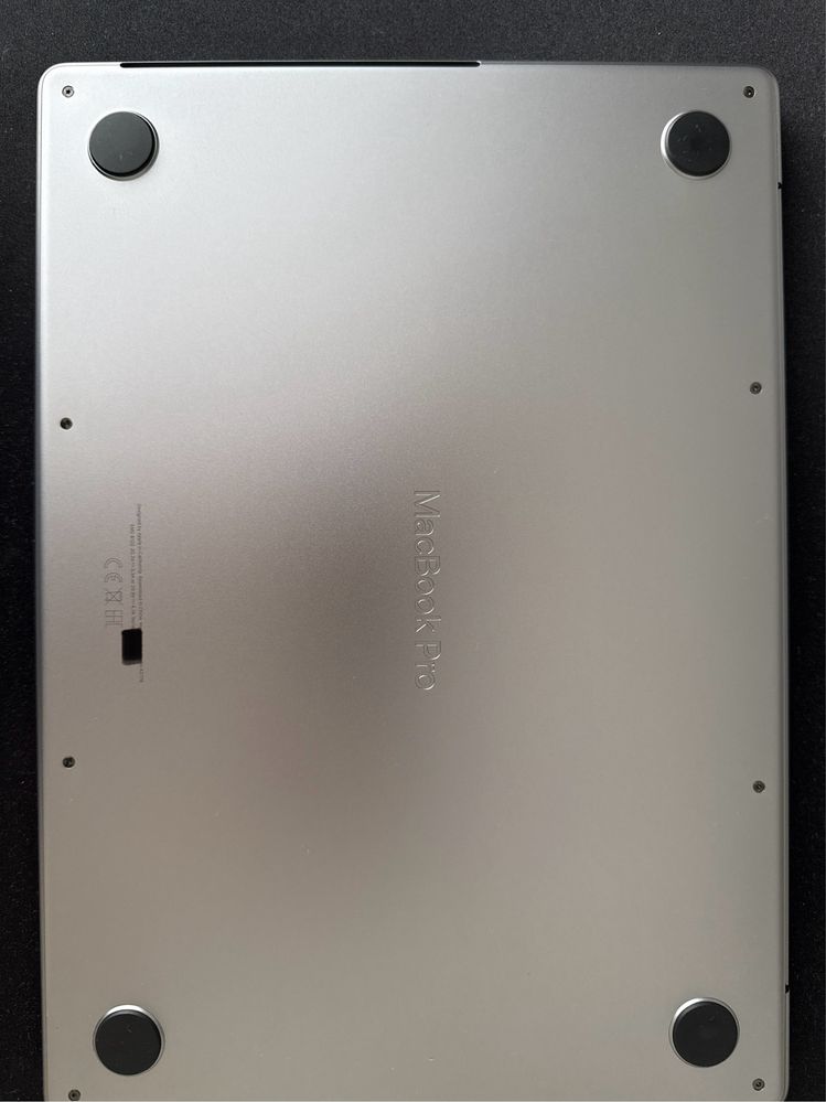 Macbook Pro 14 M2 Pro