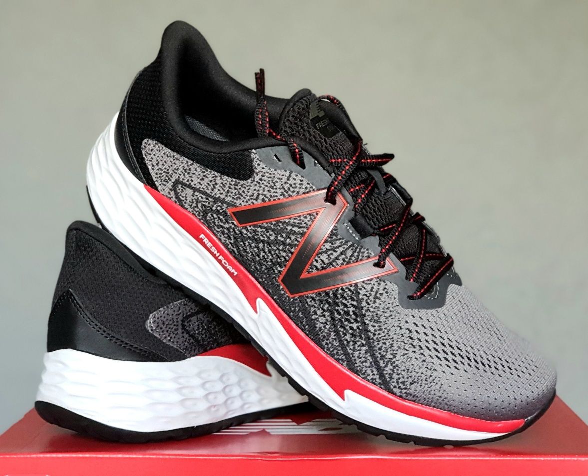 Новые кроссовки New Balance
