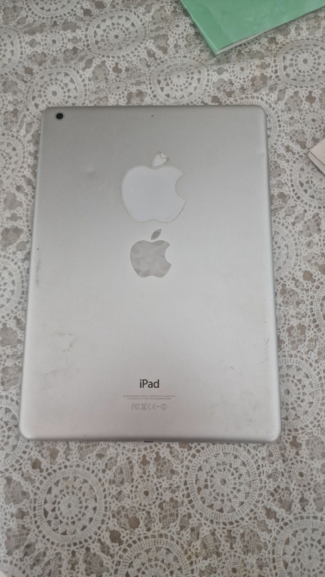Продаю  IPad Air